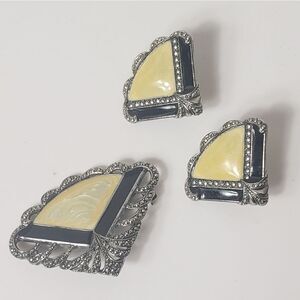VINTAGE AVON Marcasite & Enamel Fan Brooch And Clip Earrings Set
